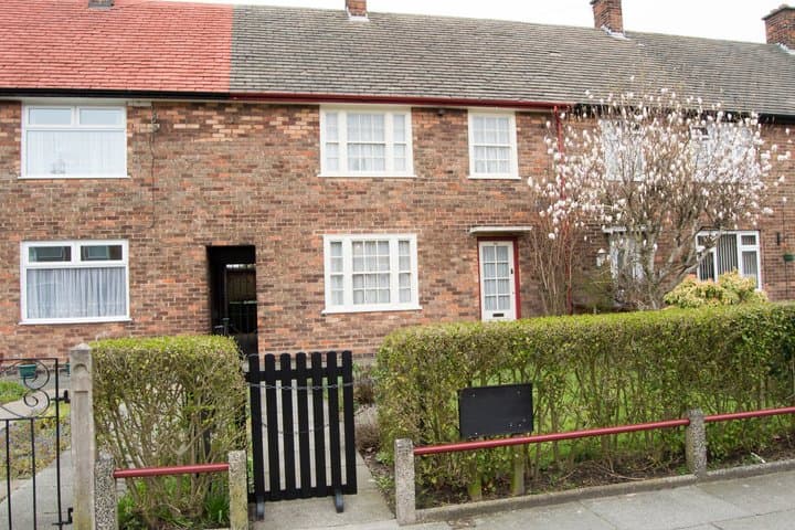 Beatles & Liverpool Music Heritage Private Shore Tour from Port