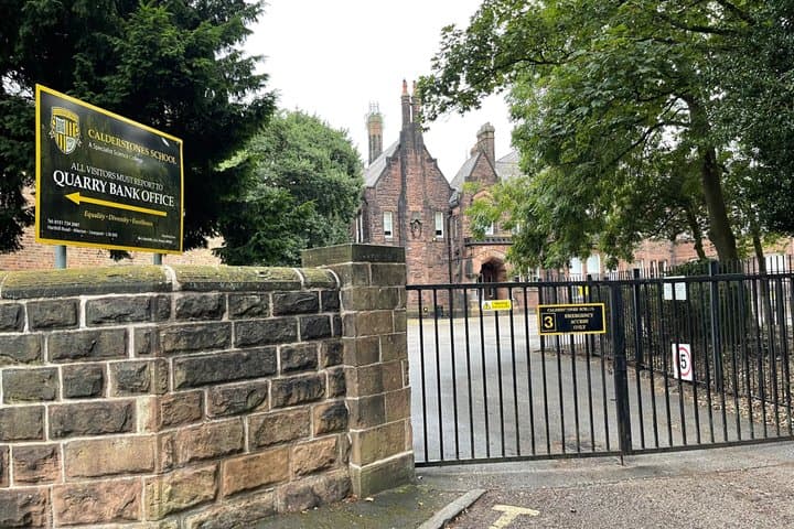 This is John Lennon's story - Private Beatles tour in Liverpool