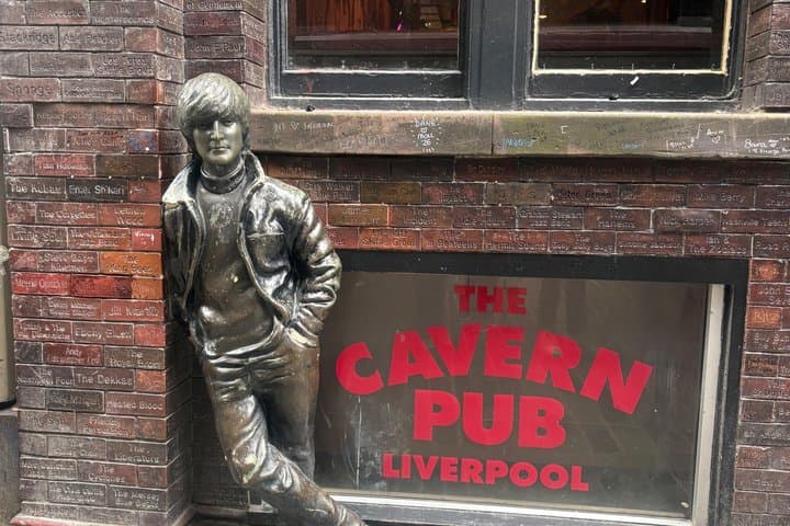 Liverpool Sightseeing Taxi Tour