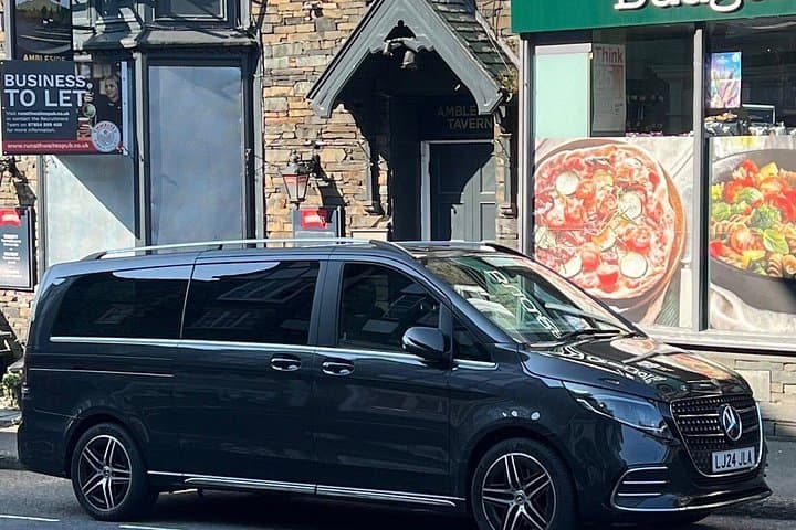 Private Gatwick Airport Transfer to London