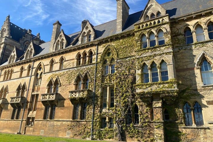 Oxford Highlights and Harry Potter Private Walking Tour