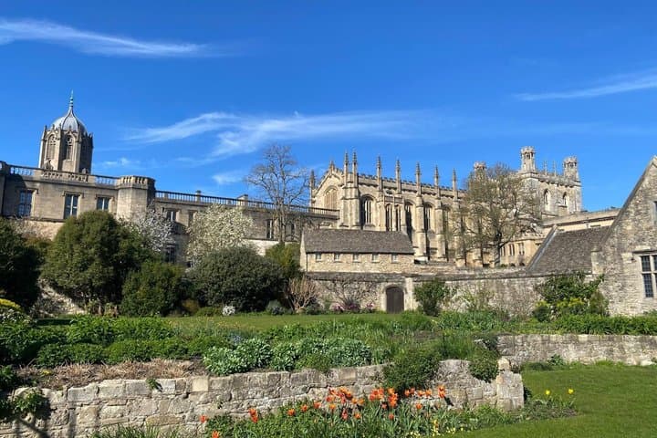 Oxford Highlights and Harry Potter Private Walking Tour