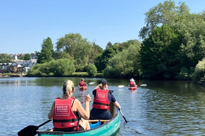 3 hour Self Guided Canoe Adventures on the Thames
