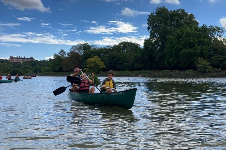 3 hour Self Guided Canoe Adventures on the Thames