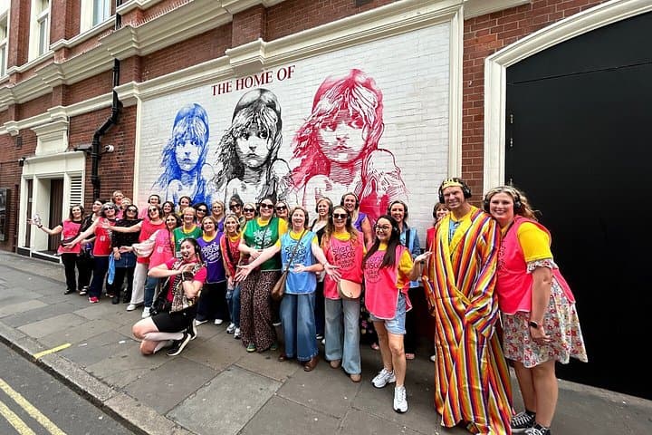 PRIVATE TOUR London West End Musical Silent Disco Walking Tour