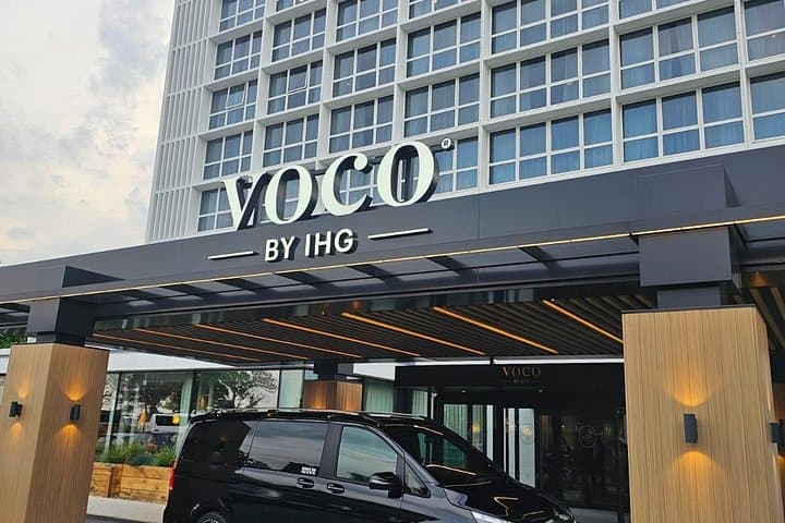 Private VIP Heathrow Airport to Voco London Marylebone Transfer