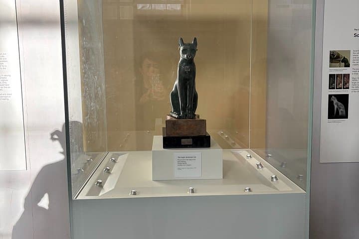 British Museum Highlights with an Expert: Semi-Private Tour