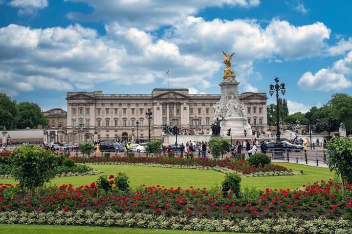 London Highlights Walking Tour with Westminster Abbey Entry