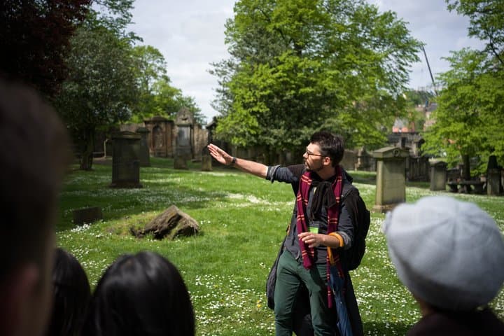 Exclusive Small Group Guided Edinburgh Potter Tour