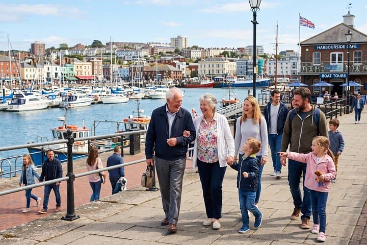 Private Bristol Cultural Family Walking Tour