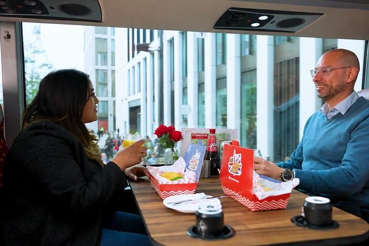 London Sightseeing Bus Tour with Traditional Fish & Chips