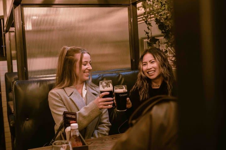 London: Historic Pubs & Taverns Small Group Walking Tour