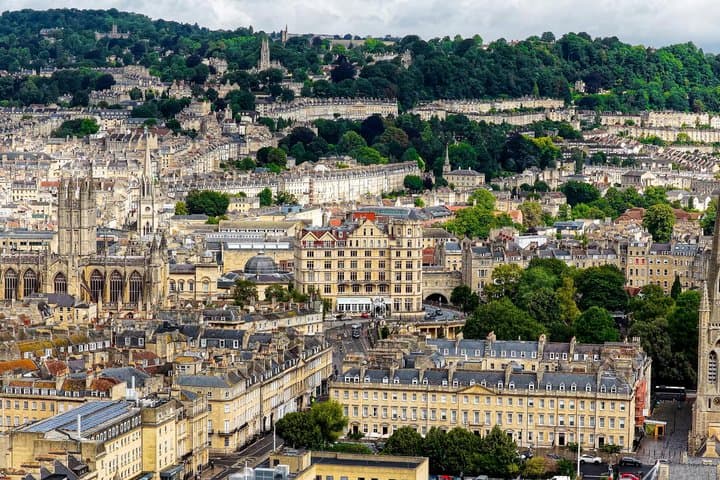 Private Windsor Castle Stonehenge Bath Luxury Tour