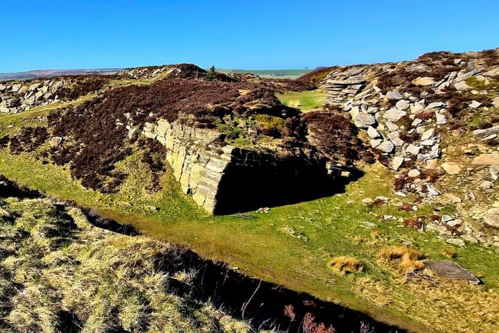 Bronte Tour (Entrance Fees Included)