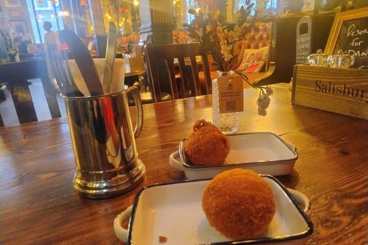 The English Food You Don't Expect Food Tour of London