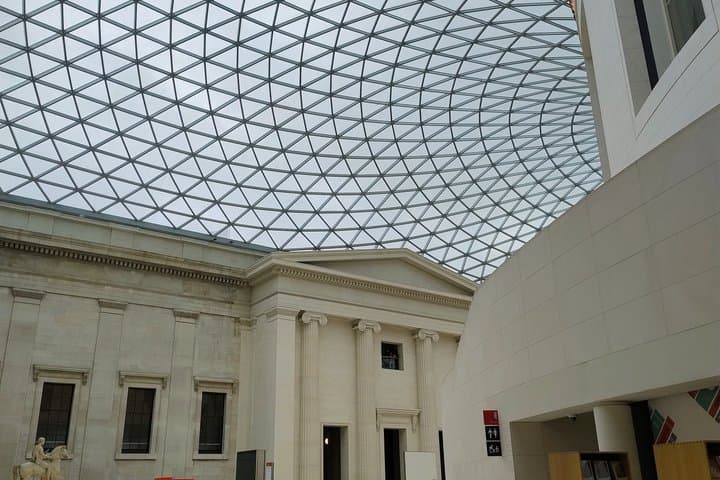 Historian's British Museum Tour in English & Spanish