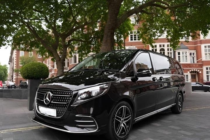 Aynho Park Oxfordshire Transfer to Heathrow Airport