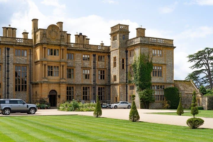Gatwick Airport to Estelle Manor