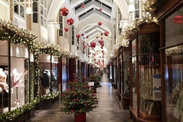 London Christmas Lights Private Tour for Groups