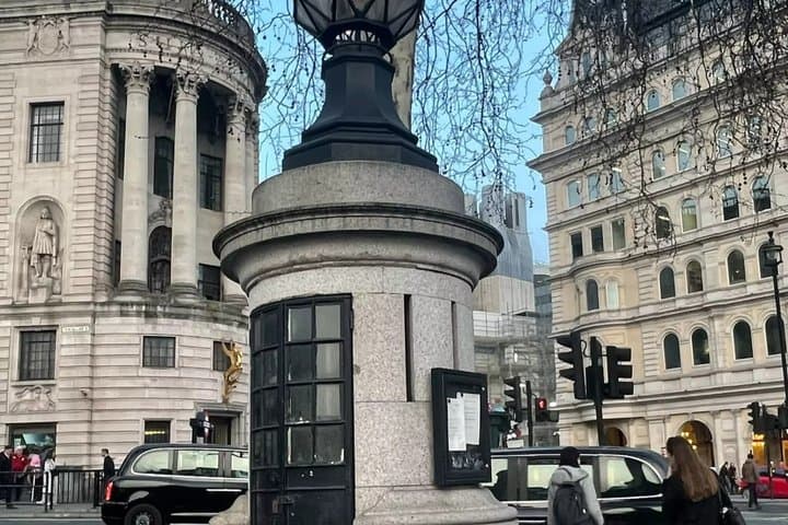 Westminster with Stephen Fry: Audio Tour by a National Treasure