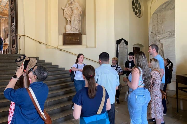 Bridgerton London Walking Tour in Greenwich