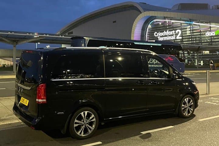 Minibus Transfer: Belfast to Dublin for Up to 12 Passengers