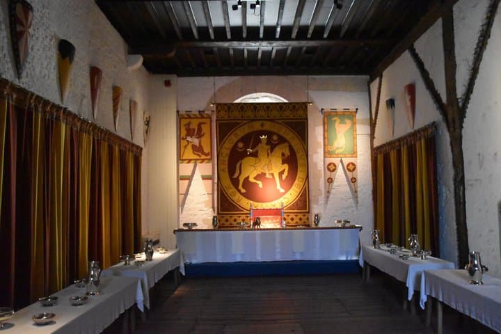 London: Private Black Cab Day Tour to Dover Castle
