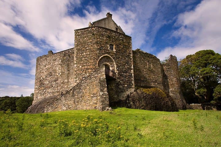 The Three Castle Tour – Private Half-Day Highland Experience