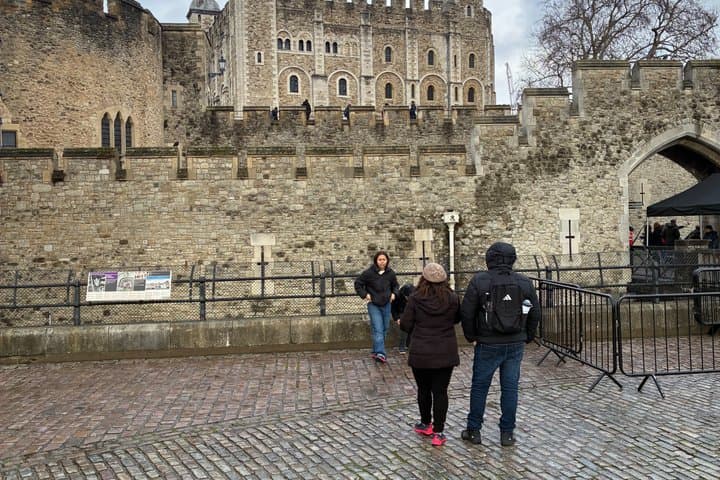 The Big 5 London Tour Explore Iconic Sights in a Black Cab