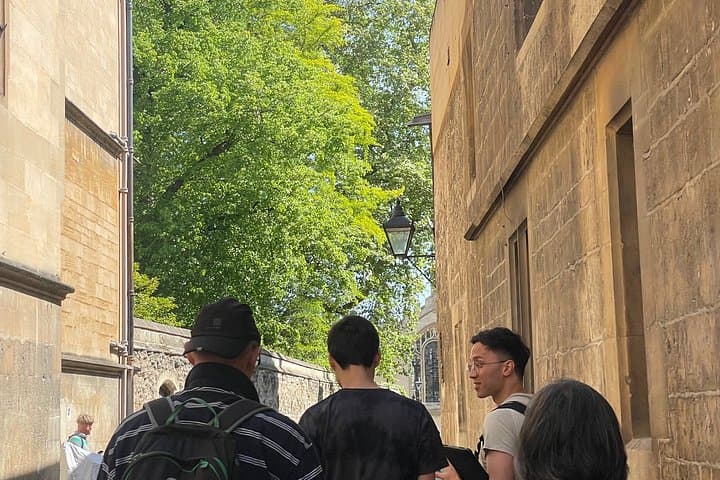 Oxford Science and Medicine Small Group Walking Tour