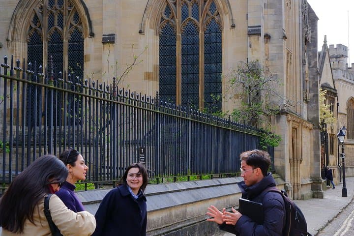 Oxford Science and Medicine Small Group Walking Tour