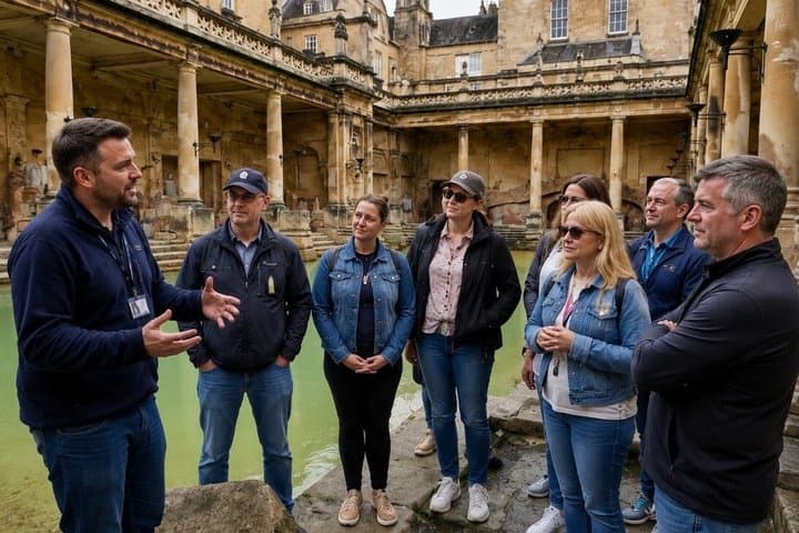 Private Stonehenge Bath&Cotsworlds Day Tour from London 14 guests