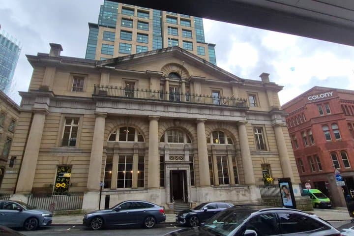 Guided Walking Tour of How Manchester Invented the Modern World