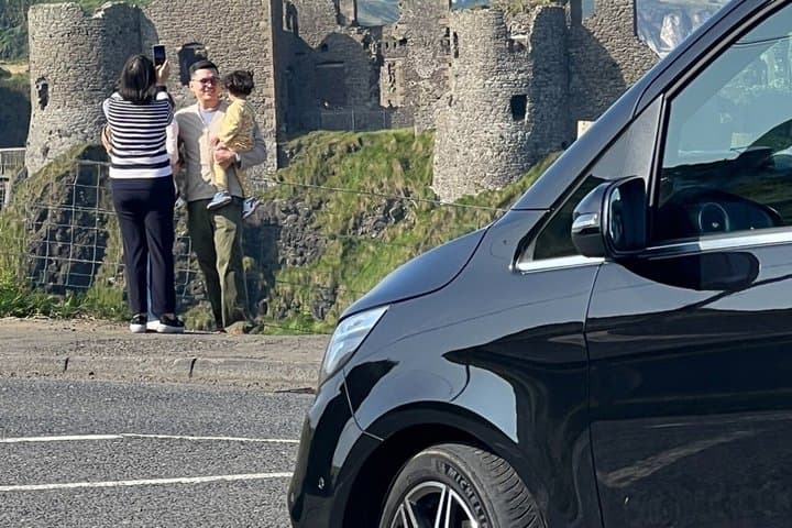 Minibus Private Giants Causeway groups up to 16