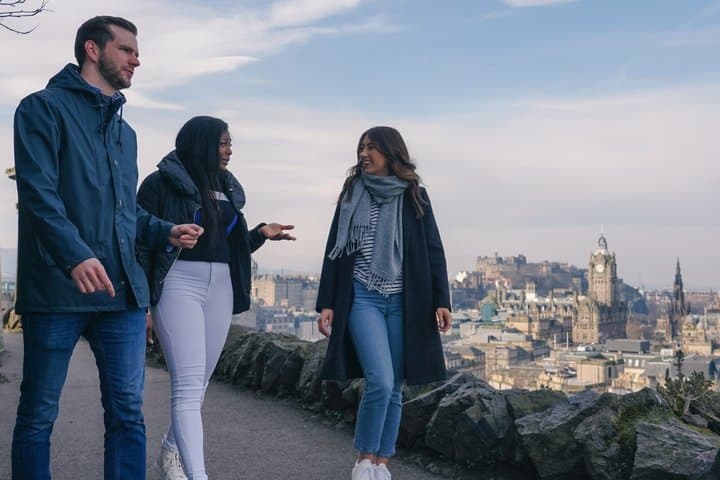 Edinburgh Layover Tour: Private & Personalized with Transfers