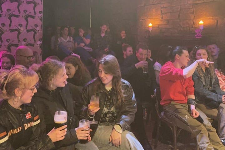 Edi Comedy Show with Scotland's Best Comedians Doing New Jokes!