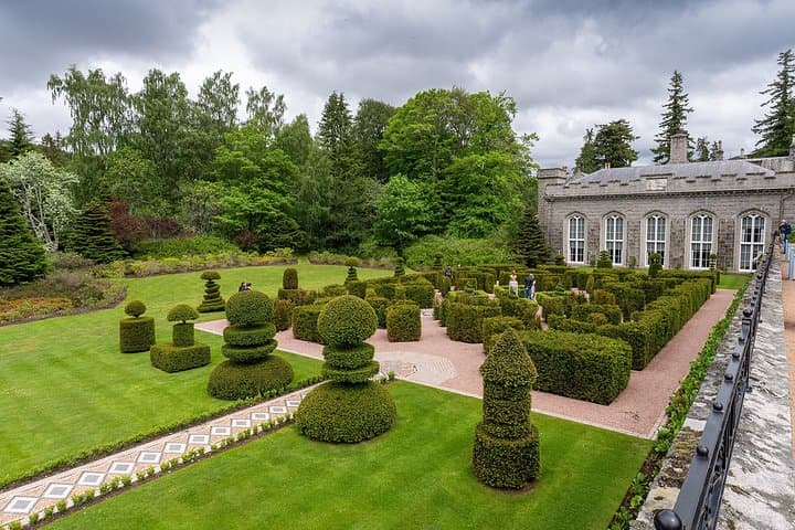 Balmoral Castle, Pitlochry, Ballater Private Tour from Edinburgh