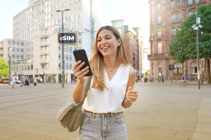 The United Kingdom: Instant UK Mobile Internet Access with eSIM