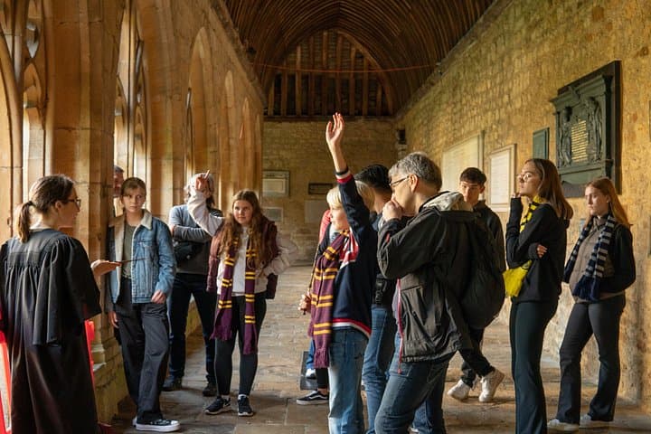 Spanish: Harry Potter Tour of Oxford including New College