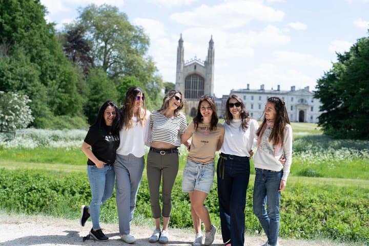 Private | Cambridge Tour by Alumni™ with optional King's Chapel