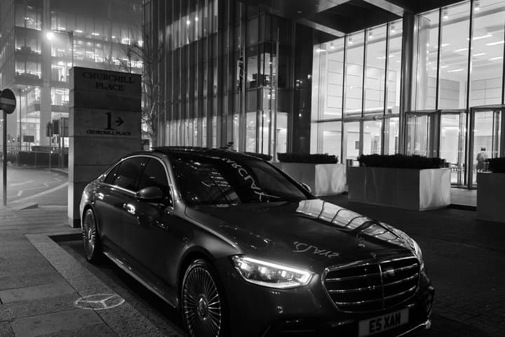 VIP Chauffeur Transfer: Dover Cruise Port to/from Gatwick Airport