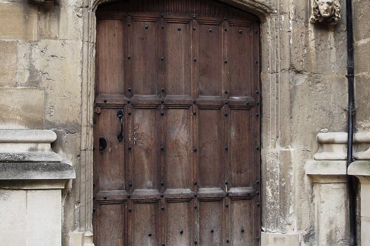 Harry Potter Walking Tour with Hogwarts Film Site Visits (Oxford)