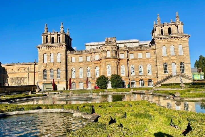 Private Day Tour to The Cotswolds & Blenheim Palace from London