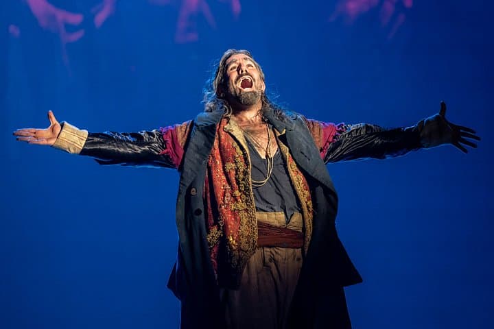 Oliver! the Musical Tickets - Gielgud Theatre, London