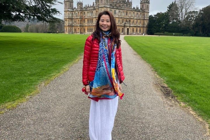 Private Guided Full Day Downton Abbey Tour From London