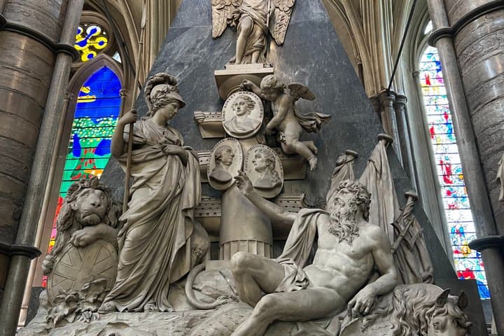 Shared Walking Tour to Westminster with Blue Badge Guide