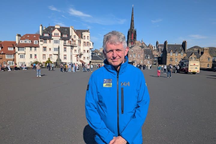 The Ultimate Edinburgh Shore Excursion Taxi and Walking Tour