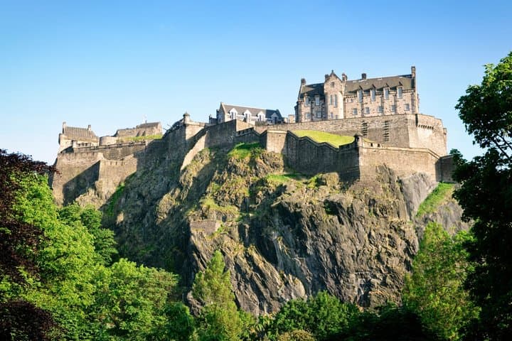 Edinburgh Castle, The Royal Mile & Medieval Rosslyn Chapel