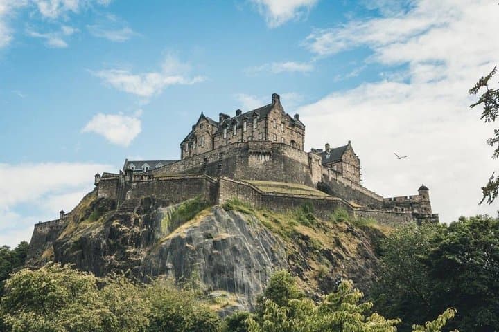 Edinburgh Castle, The Royal Mile & Medieval Rosslyn Chapel