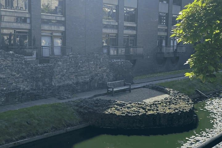 Roman London's Rise and Fall: A History Hit Audio Tour